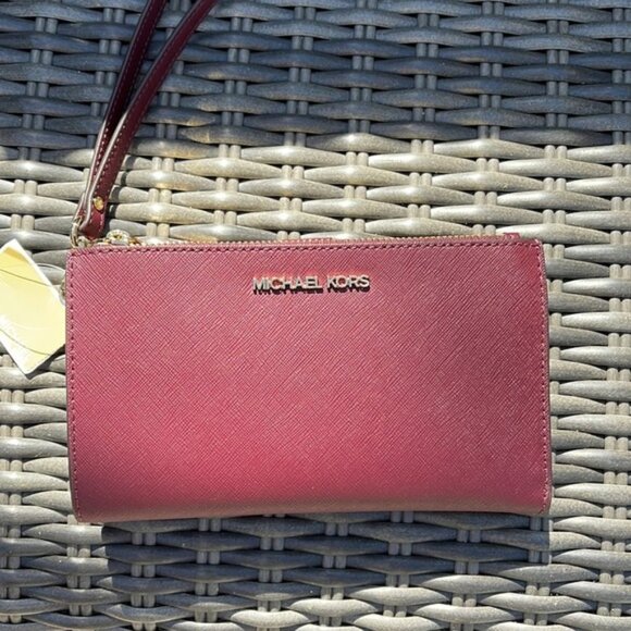 Michael Kors Handbags - Michael Kors Jet Set Travel Large Double Zip Wristlet Wallet Merlot Leather